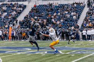 Hy vọng dự Bowl của San Jose State vụt tắt sau trận thua đậm trước Nevada 9 Hy vọng dự Bowl của San Jose State vụt tắt sau trận thua đậm trước Nevada