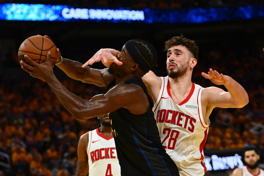 Warriors Đối Đầu Rockets Trong Trận Tái Đấu Playoffs Với Nhiều Thay Đổi Mới 1 BNG L WARRIORS 0503 32