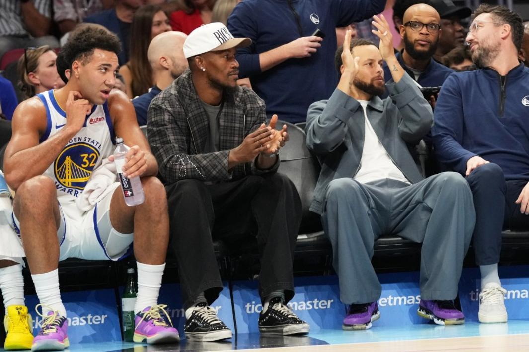 Warriors Thua Sút Vì Vắng Curry, Butler và Green; Miami Thắng 110-96 1 BNG L WARRIORS 1120 f39a9d