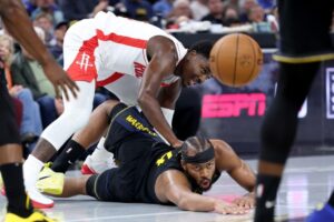 Steph Curry Xuất Sớm, Warriors Thua Đậm Rockets 19 Steph Curry Xuất Sớm, Warriors Thua Đậm Rockets