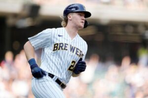 SF Giants mua Wiemer từ Marlins qua trao đổi, tiếp tục bổ sung cầu thủ outfield 15 SF Giants mua Wiemer từ Marlins qua trao đổi, tiếp tục bổ sung cầu thủ outfield