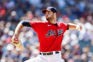 SF Giants ký hợp đồng với Hentges để tăng cường lực lượng 11 SF Giants ký hợp đồng với Hentges để tăng cường lực lượng