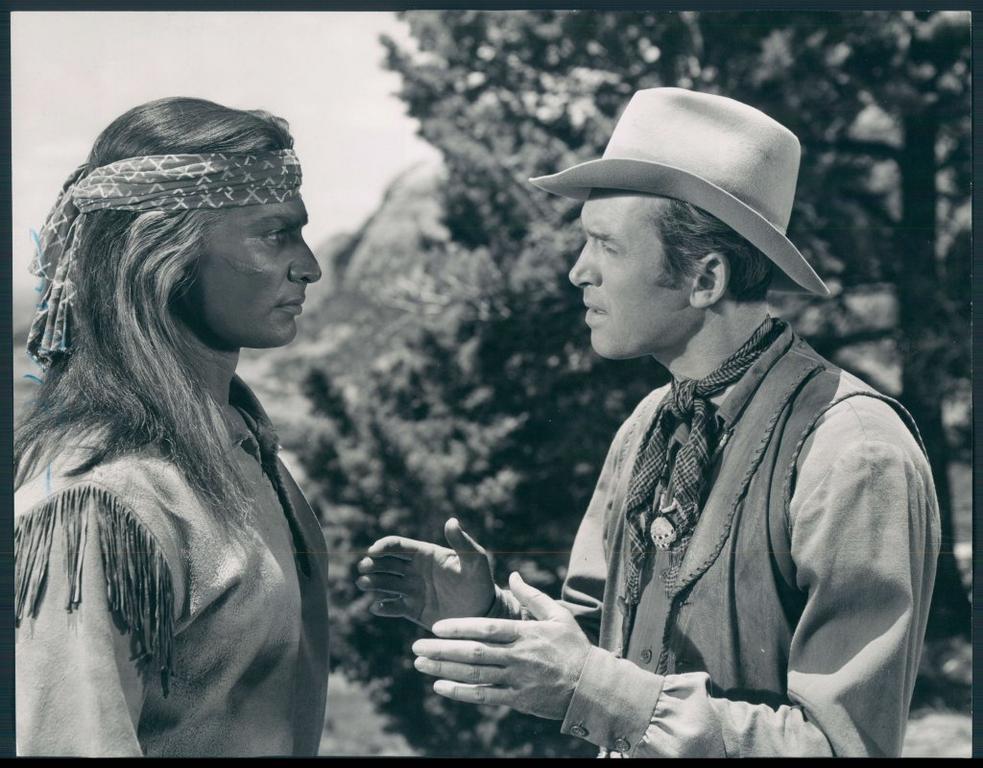 Stanford Thay Đổi Góc Nhìn Hollywood Về Người Bản Địa 1 BROKEN ARROW 2 CTHIST AHD 722 CT F