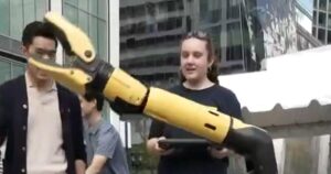 Hội chợ Boston trưng bày những đột phá mới nhất trong lĩnh vực robot 4 Hội chợ Boston trưng bày những đột phá mới nhất trong lĩnh vực robot