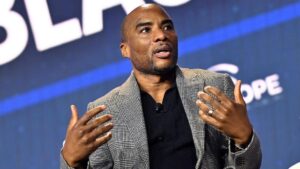 Charlamagne: Gặp Trump, KT NYC cho thấy cáo buộc 'CS' chỉ là kịch 14 Charlamagne: Gặp Trump, KT NYC cho thấy cáo buộc ‘CS’ chỉ là kịch