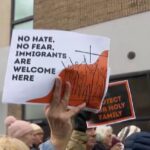 Giáo dân Philadelphia phản đối chính sách trục xuất hàng loạt của chính quyền Trump 37 Giáo dân Philadelphia phản đối chính sách trục xuất hàng loạt của chính quyền Trump