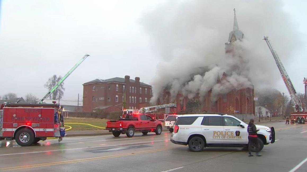 Cháy Lớn Tại Nhà Thờ Lịch Sử Bỏ Hoang ở Chester 1 Chester church fire 11 26 25