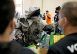 Thư gửi Ban biên tập: Dù đất nước chia rẽ, hãy biết ơn những gì chúng ta có 23 Thư gửi Ban biên tập: Dù đất nước chia rẽ, hãy biết ơn những gì chúng ta có