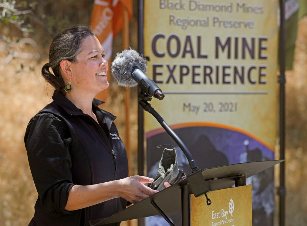 Cựu Giám Đốc Công Viên East Bay Dọa Kiện 1 EBT L EBPARKS 1111 1