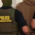 Nhà báo Anh được trả tự do và trở về Vương quốc Anh sau khi bị ICE tạm giữ