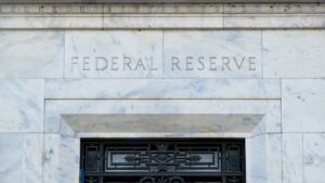 Cục Dự Trữ Liên Bang Chia Rẽ Về Việc Cắt Giảm Lãi Suất. Tại Sao Điều Này Quan Trọng?