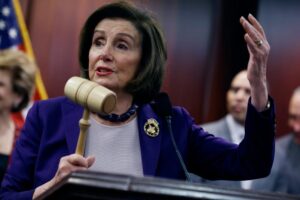 Nancy Pelosi tuyên bố không tái tranh cử sau gần 40 năm phục vụ Quốc hội 4 Nancy Pelosi tuyên bố không tái tranh cử sau gần 40 năm phục vụ Quốc hội
