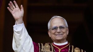 Thiếu niên Downey sẽ đặt câu hỏi cho Giáo Hoàng trong buổi gặp gỡ trực tuyến 6 Thiếu niên Downey sẽ đặt câu hỏi cho Giáo Hoàng trong buổi gặp gỡ trực tuyến