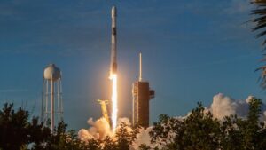 SpaceX Tái Thử Phóng Phi Thuyền Từ Căn Cứ Không Gian Vandenberg