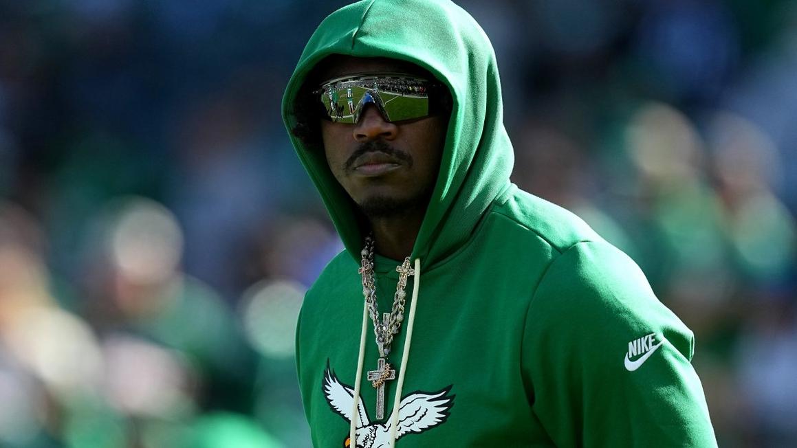 Roob's Obs: Giải mã bí ẩn A.J. Brown 1 GettyImages 2243431895 1