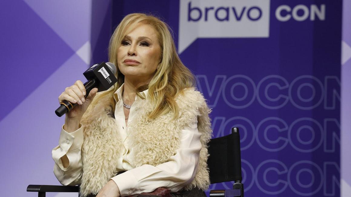 Nhà của ngôi sao 'Real Housewives of Beverly Hills' Kathy Hilton bị đột nhập 1 GettyImages 2246484790 e1763412288455