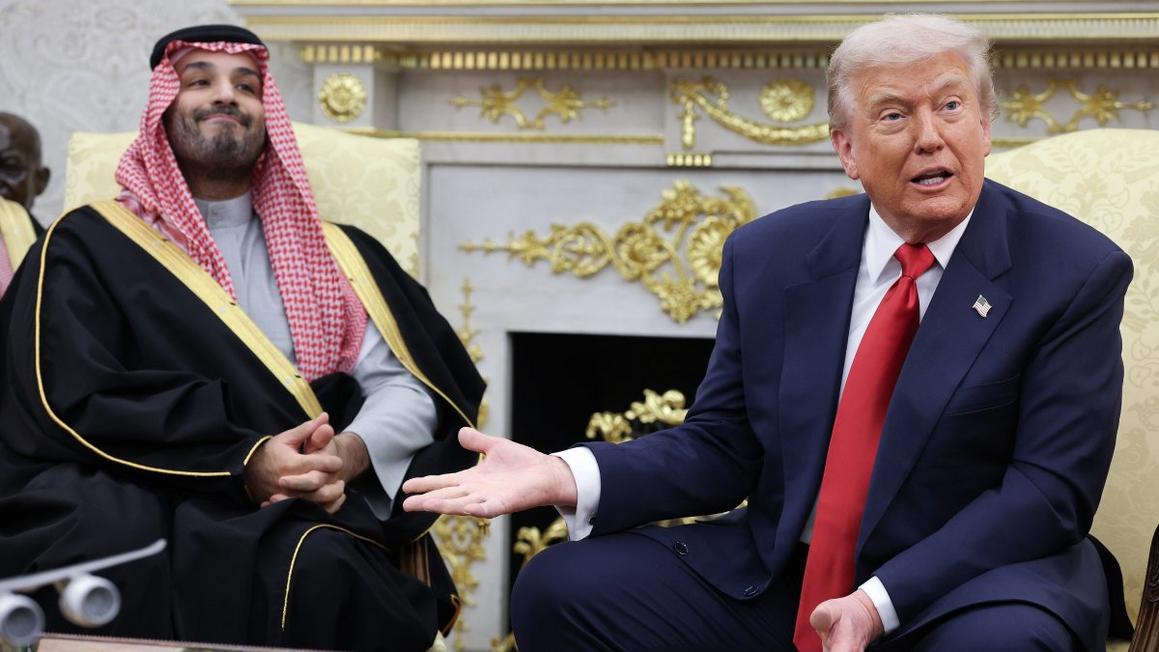 Tổng Thống Trump bảo vệ Thái tử Ả Rập Xê Út về vụ giết nhà báo Jamal Khashoggi 1 GettyImages 2247337340 e1763493579165
