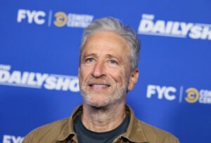 Tử Vi ngày 28/11/2025: Jon Stewart và những cảm xúc trái chiều 4 Tử Vi ngày 28/11/2025: Jon Stewart và những cảm xúc trái chiều