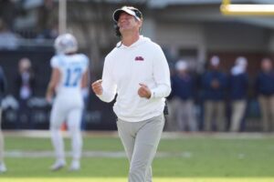 Lane Kiffin rời Mississippi đến LSU trước thềm CFP 3 Lane Kiffin rời Mississippi đến LSU trước thềm CFP
