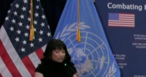 Nicki Minaj Phát Biểu Tại Liên Hợp Quốc Về Tình Cảnh Người Cơ Đốc Giáo Tại Nigeria 9 Nicki Minaj Phát Biểu Tại Liên Hợp Quốc Về Tình Cảnh Người Cơ Đốc Giáo Tại Nigeria