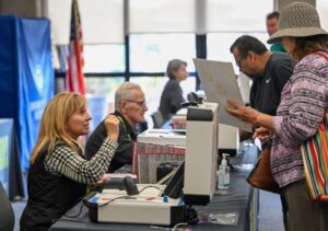 Tòa Kháng án Bác Bỏ Luật Nhận Dạng Cử Tri Tại Thành Phố California 4 Tòa Kháng án Bác Bỏ Luật Nhận Dạng Cử Tri Tại Thành Phố California