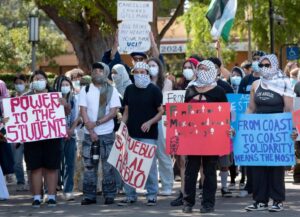 Ghi danh sinh viên quốc tế mới tại các đại học Hoa Kỳ giảm mạnh vào mùa thu này, báo cáo cho biết 6 Ghi danh sinh viên quốc tế mới tại các đại học Hoa Kỳ giảm mạnh vào mùa thu này, báo cáo cho biết