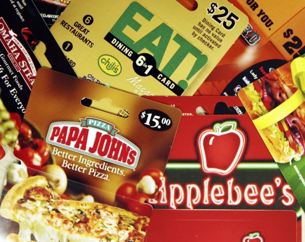 Các Nhà Hàng Giới Thiệu Ưu Đãi Thẻ Quà Tặng Dịp Lễ 2025 1 RPE L GIFTCARDS2021 1124