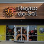 Nhân viên nhà trẻ bị bắt giữ có giấy phép lao động hợp lệ, tạm thời được hoãn trục xuất 28 Nhân viên nhà trẻ bị bắt giữ có giấy phép lao động hợp lệ, tạm thời được hoãn trục xuất