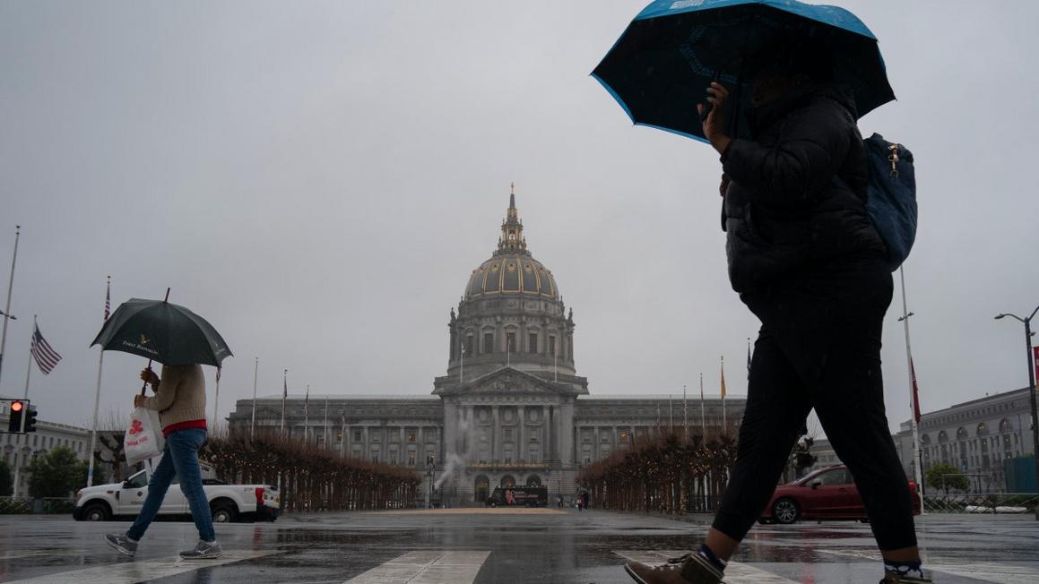 Hệ Thống Mưa Giông Mang Theo Gió Mạnh và Mưa Đến Vùng Vịnh 2 Hệ Thống Mưa Giông Mang Theo Gió Mạnh và Mưa Đến Vùng Vịnh