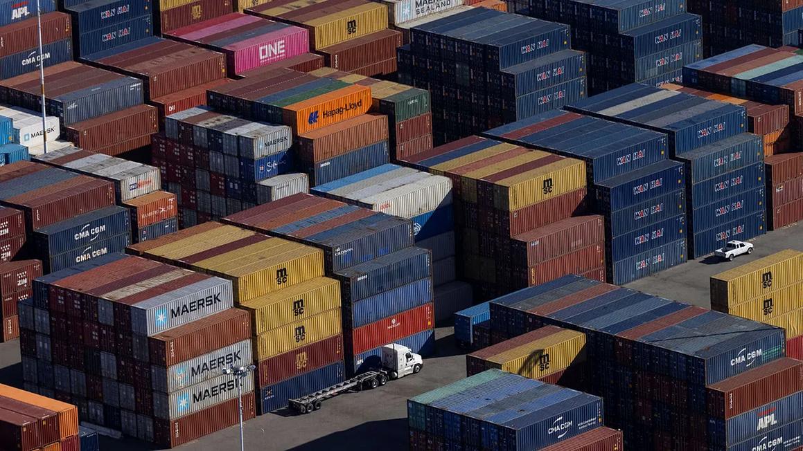 SHIPPING CONTAINERS SUPPLY CHAIN OAKLAND