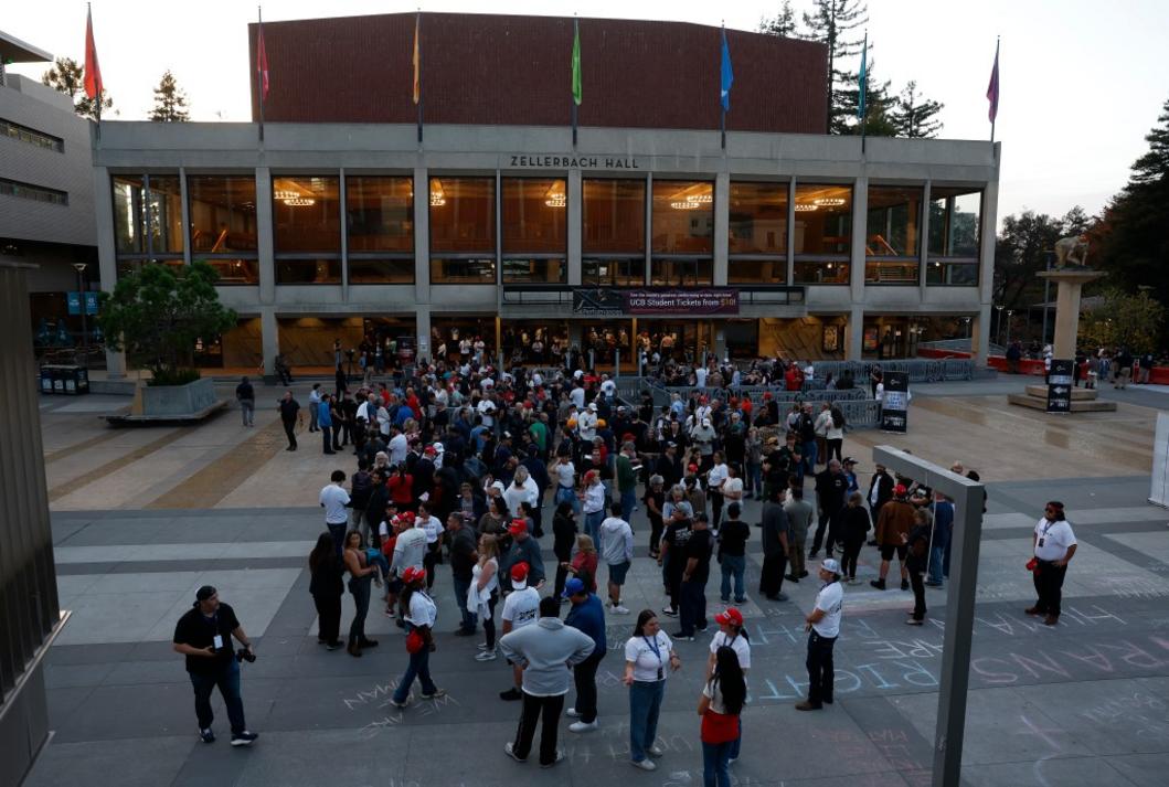 SJM L BERKPOINT 1111 14