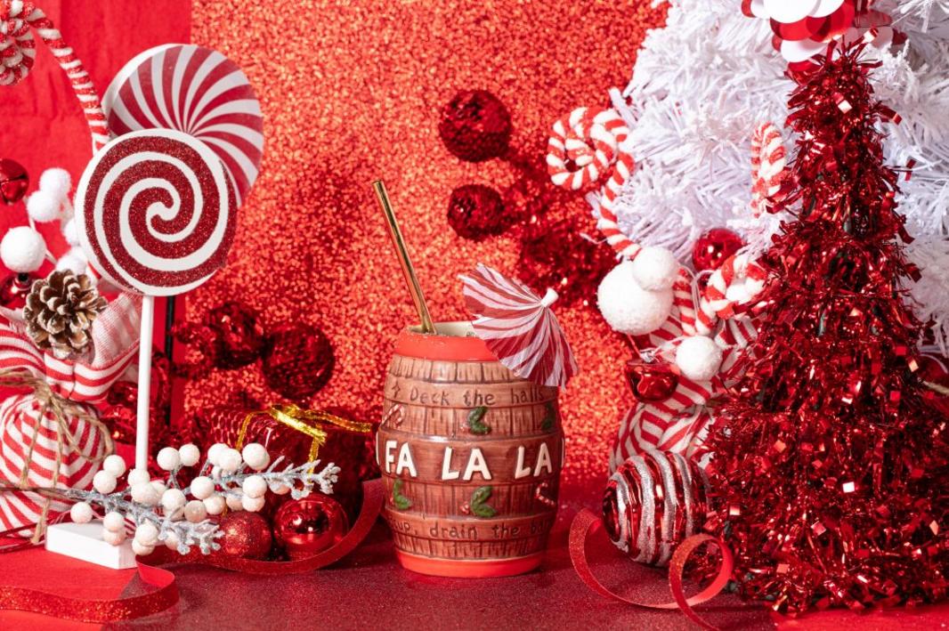 SJM L HOLIDAYBARS 1208 01