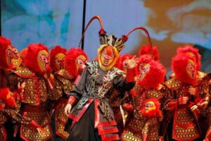 Vở Opera ‘Tề Thiên Đại Thánh’ Ra Mắt Toàn Cầu Tại San Francisco: Giao Thoa Cổ Xưa và Hiện Đại 4 Vở Opera ‘Tề Thiên Đại Thánh’ Ra Mắt Toàn Cầu Tại San Francisco: Giao Thoa Cổ Xưa và Hiện Đại