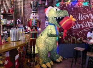 Các Quán Bar Trang Trí theo Chủ Đề Lễ Hội Giáng Sinh Đã Quay Trở Lại tại San Jose