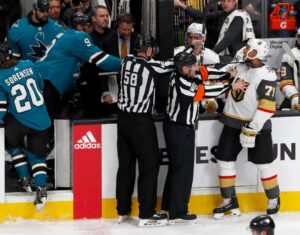 Quan điểm của Ryan Reaves về Evander Kane không đổi khi đối đầu San Jose Sharks 26 Quan điểm của Ryan Reaves về Evander Kane không đổi khi đối đầu San Jose Sharks