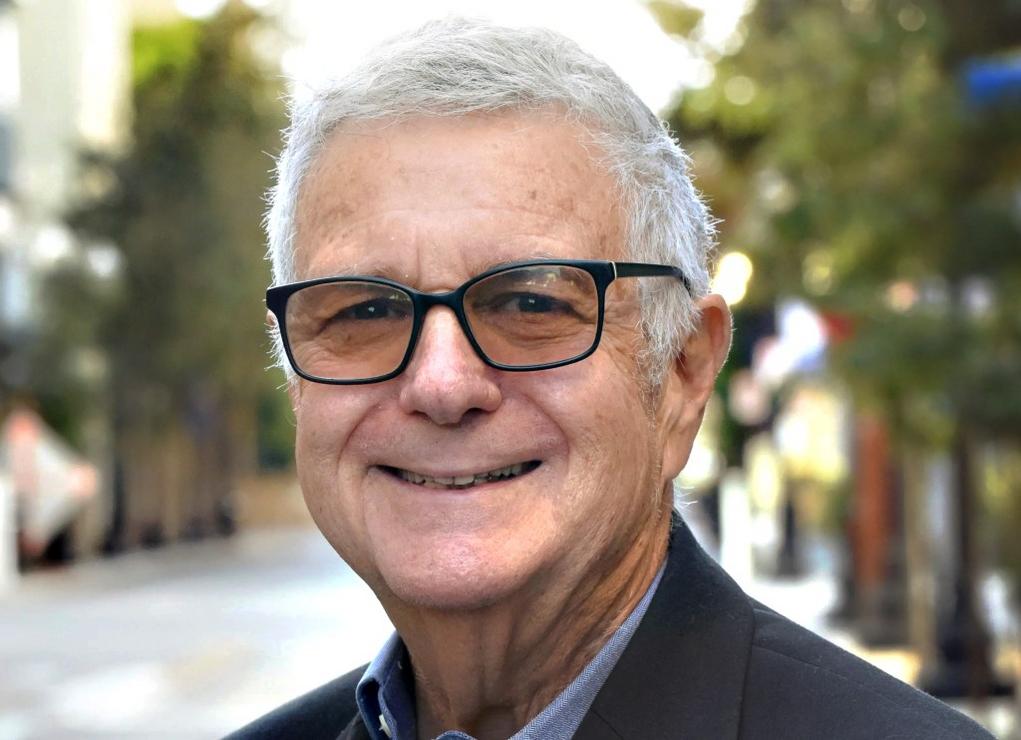 Larry Magid: Đa số ứng dụng Google hoạt động trên iPhone, nhưng điều ngược lại thì không 1 SJM Z LARRYMAGID 01 1