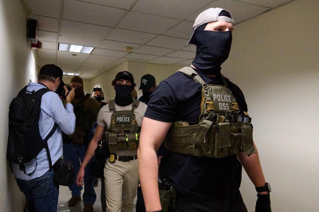 San Mateo County thắt chặt giới hạn hợp tác với ICE 1 SJM Z OPED CARTER 0918 1