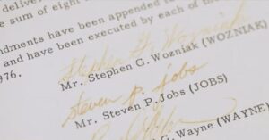 Đây Có Thể Là Món Đồ Apple Sưu Tầm Đắt Giá Nhất Từng Được Bán