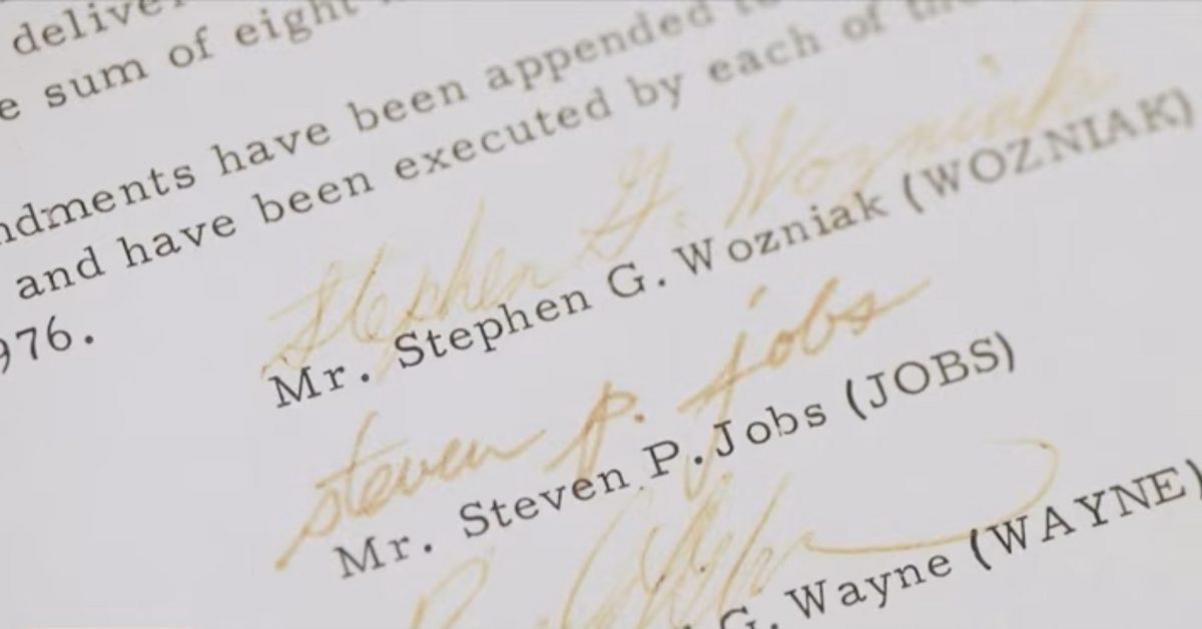 The contract that founded Apple will be auctioned for an estimated 3M