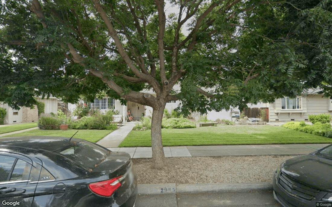 Nhà ba căn bán được 2 triệu đô tại San Jose 1 Triplex sells for 2 million in San Jose