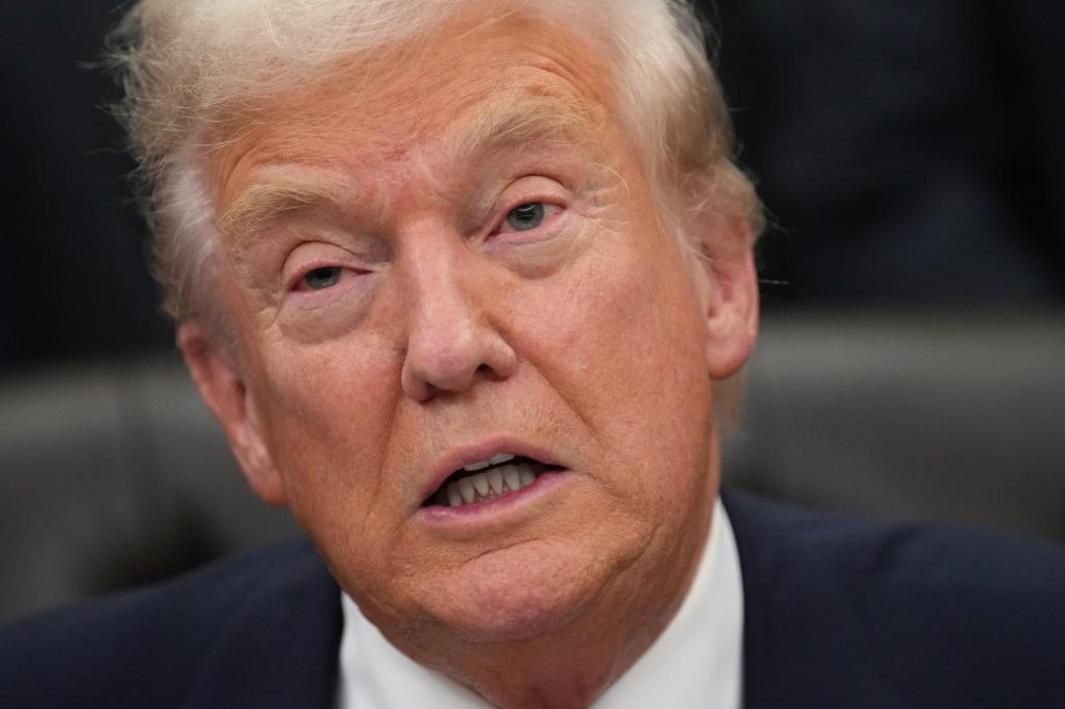 Thư bạn đọc: Tại sao Tổng Thống Trump không kiện Texas về bản đồ bầu cử? 1 Trump Government Shutdown 80134