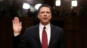 Công tố viên yêu cầu bác bỏ tuyên bố 'trả thù' của cựu Giám đốc FBI Comey 21 Công tố viên yêu cầu bác bỏ tuyên bố ‘trả thù’ của cựu Giám đốc FBI Comey