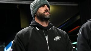 Những điểm tương đồng đáng sợ giữa sự sụp đổ của Eagles năm 2023 và những gì đang diễn ra hiện nay 15 Những điểm tương đồng đáng sợ giữa sự sụp đổ của Eagles năm 2023 và những gì đang diễn ra hiện nay