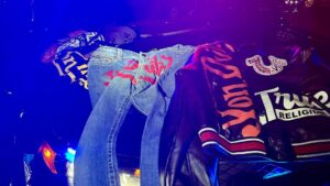 Hai người bị bắt vì tội ăn cắp tại trung tâm thương mại ở Vacaville 9 Hai người bị bắt vì tội ăn cắp tại trung tâm thương mại ở Vacaville