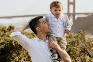 Giờ Vàng Lịch Sử tại Campbell Khám Phá Phong Tục Giáng Sinh Kỳ Lạ 12 Giờ Vàng Lịch Sử tại Campbell Khám Phá Phong Tục Giáng Sinh Kỳ Lạ