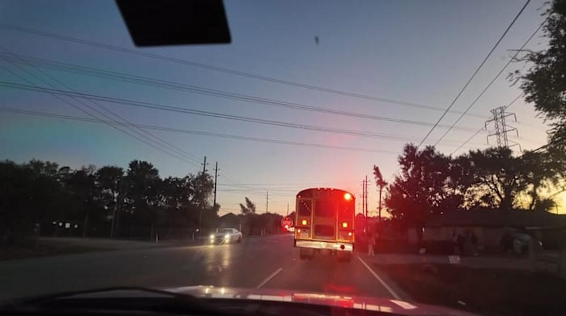 51 Tài Xế Bị Phạt Vì Vượt Xe Buýt Học Sinh Đang Dừng Trong Chiến Dịch Cảnh Sát Ở Klein 1 ZQ72OKTKBZBP3EY537X2YLSOJM