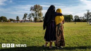 Người Mỹ gốc Afghanistan kêu gọi Tổng Thống Donald Trump sau vụ xả súng ở Washington D.C. 12 Người Mỹ gốc Afghanistan kêu gọi Tổng Thống Donald Trump sau vụ xả súng ở Washington D.C.