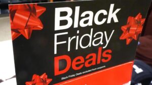 Giờ mở cửa các cửa hàng dịp Black Friday 2025