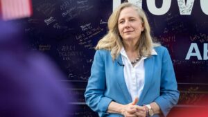 Bà Spanberger: 'Tuyệt đối không' dùng kết quả bầu cử để biện minh cho việc đóng cửa chính phủ 3 Bà Spanberger: ‘Tuyệt đối không’ dùng kết quả bầu cử để biện minh cho việc đóng cửa chính phủ