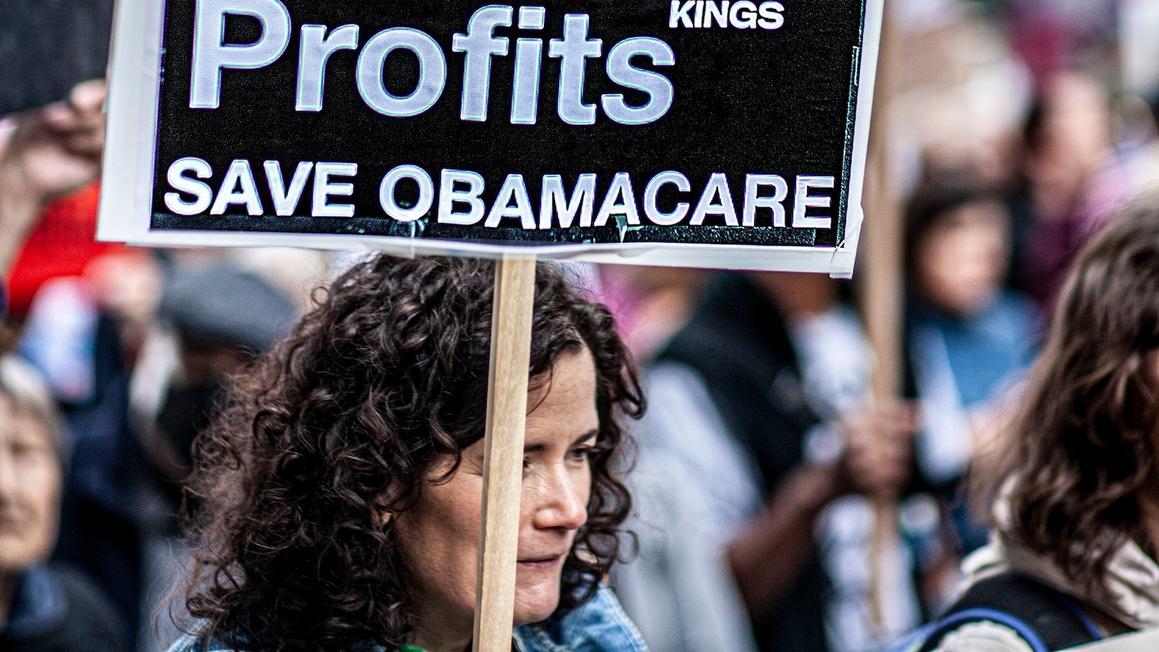 Người Mua Bảo Hiểm ACA Tố Phí Tăng Vọt Đang Đe Dọa Mạng Sống 1 aca voices gtyt bh